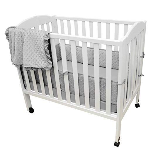 American Baby Company Heavenly Soft Minky Dot Chenille Portable/Mini Crib Bedding Set, Gray, 3 Piece