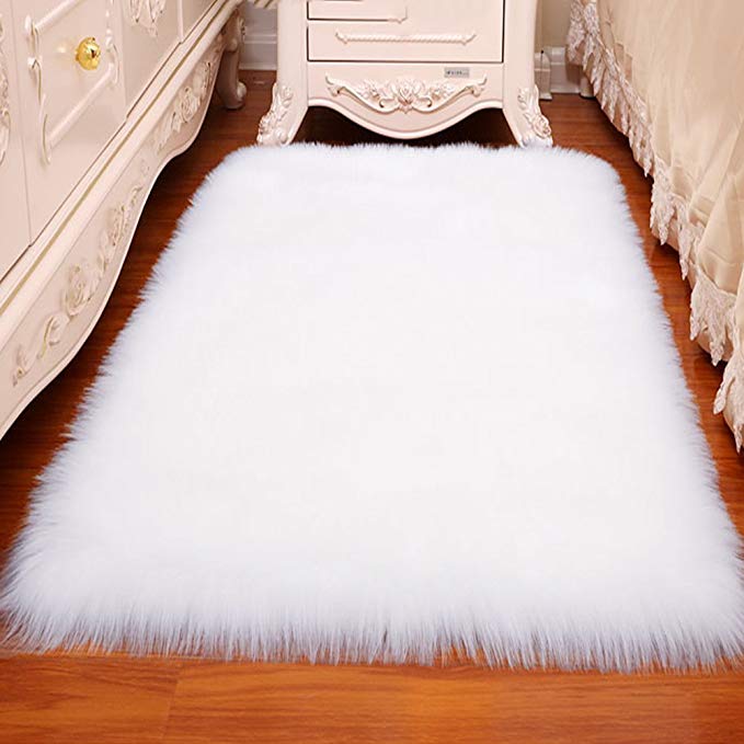 LOCHAS Stylish Ultra Soft Silky Fluffy Shag Faux Sheepskin Area Rug, Rugs for Living Room Bedroom Nursery Floor, 4' x 6', White